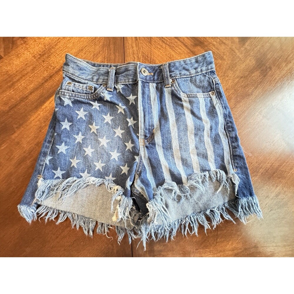 True Craft Size One American Flag Jean Shorts Size 3